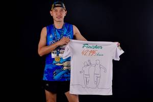 BIB: 42195, 467
                            <button type="button" onclick="openModal(9293752)" class="btn btn-primary btn-sm float-right btn-popup" data-toggle="modal" data-target=".modal-high-quality">
                        <i class="fas fa-shopping-cart"></i> Add to Cart
                    </button>
                                            <button type="button" onclick="isThisMe(9293752, true)" class="btn btn-success btn-sm float-right btn-popup btn-isme hidden" data-toggle="tooltip" data-placement="bottom" title="นี่คือรูปของคุณใช่ไหม คลิกที่นี่เพื่อเอาเข้าอัลบั้ม">
                        <i class="fas fa-plus"></i> Add to album
                    </button>
                    <button type="button" onclick="isThisMe(9293752, false)" class="btn btn-warning btn-sm float-right btn-popup btn-isnotme hidden">
                        <i class="fas fa-ban"></i> Remove from album
                    </button>